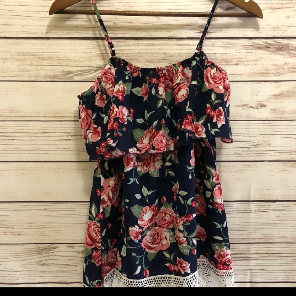 **LIKE NEW** Floral & Lace Cold Shoulder Top